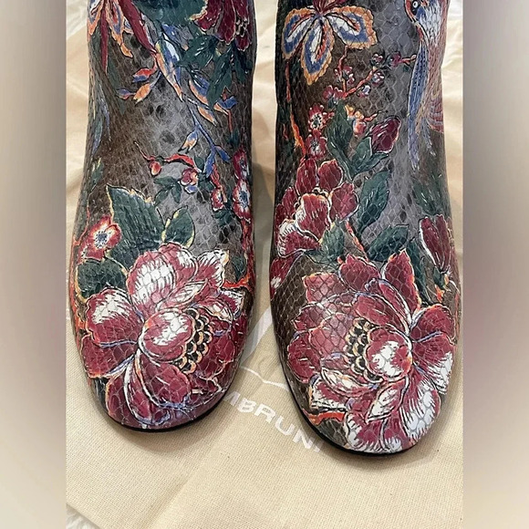 AGL‎ Italian Leather Block Heel Boots Floral Snake Print Size 37.5/7.5✨ - Picture 6 of 16